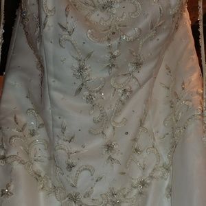 Wedding dress